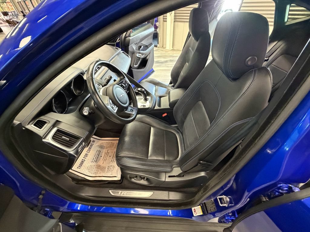 Used 2019 Jaguar E-PACE R-Dynamic SE AWD/4WD image 54