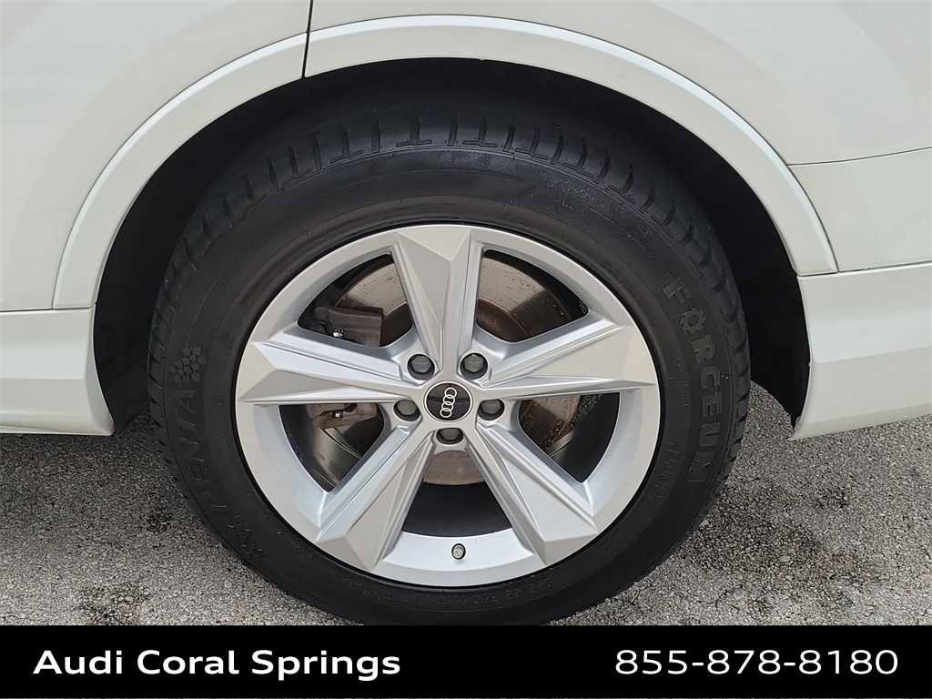 Used 2022 Audi Q7 2.0T Premium w/ Convenience Package image 16