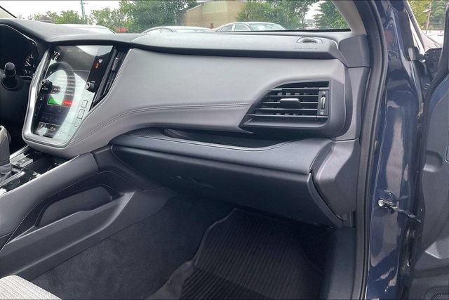 Used 2024 Subaru Outback Premium AWD/4WD image 16