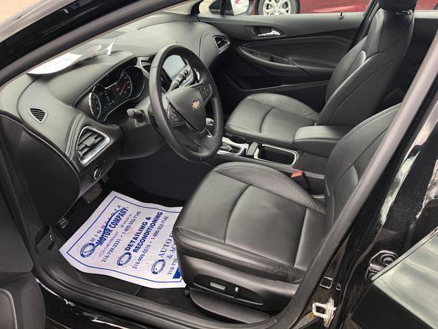 Used 2018 Chevrolet Cruze Premier FWD image 6