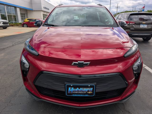 Used 2023 Chevrolet Bolt EUV LT w/ Comfort Package FWD image 8