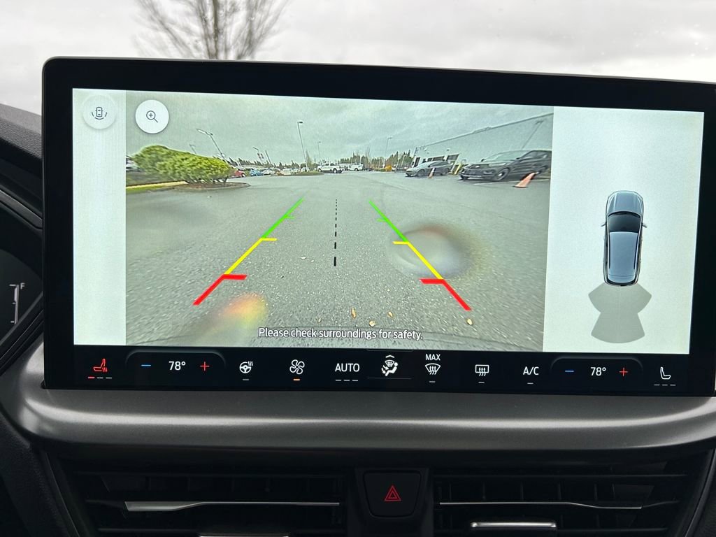 Used 2025 Ford Escape SE w/ Class II Trailer Tow Package image 27