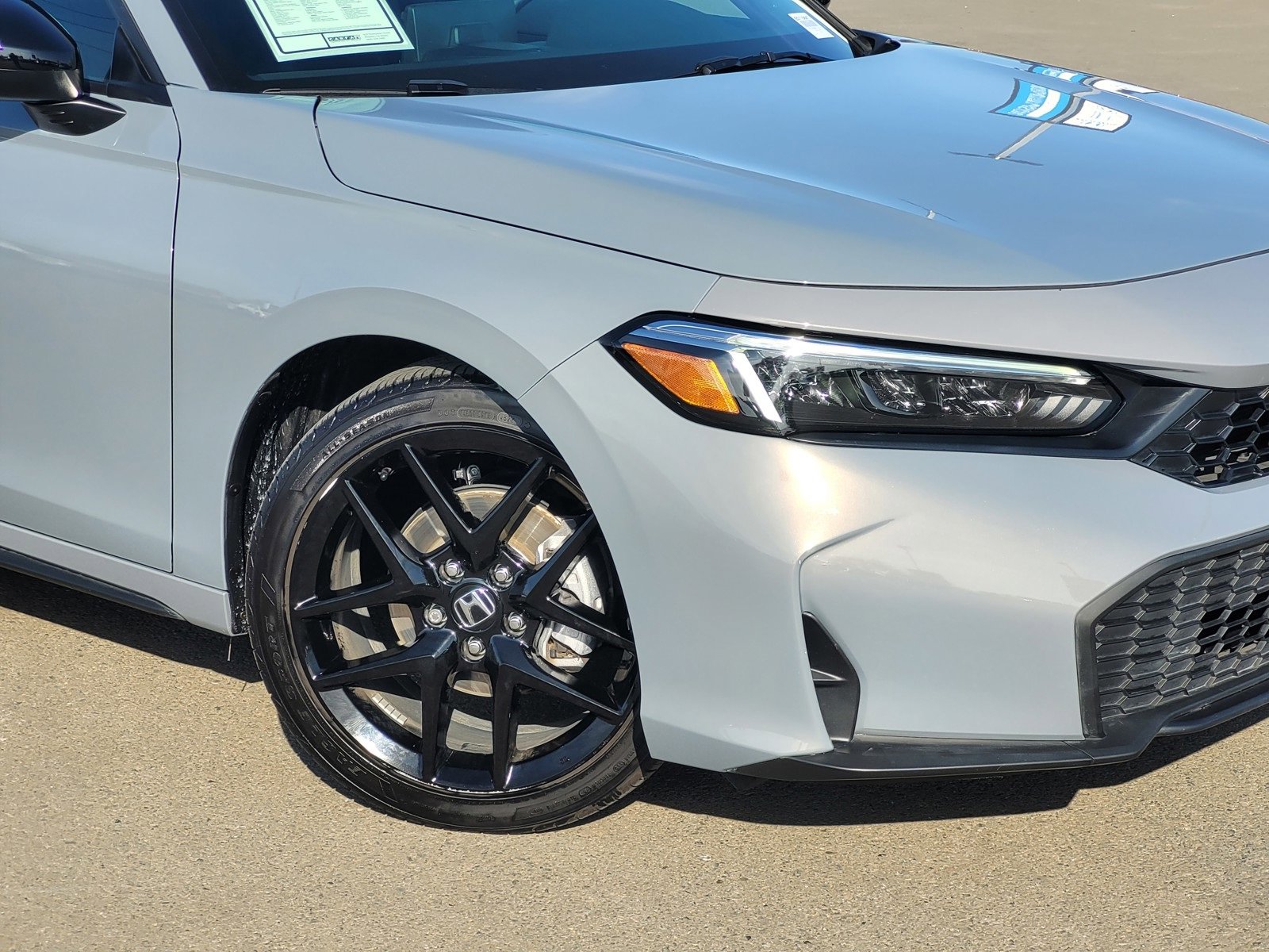 Certified 2025 Honda Civic Sport image 3