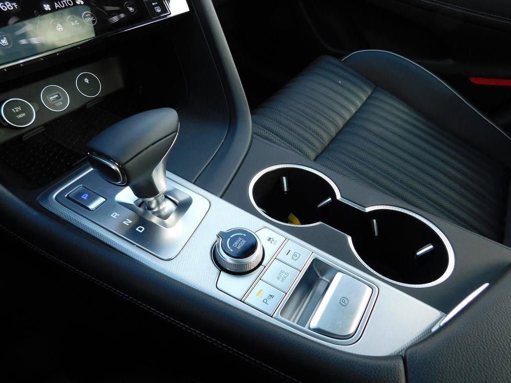 Used 2026 Genesis G70 2.5T Prestige image 26