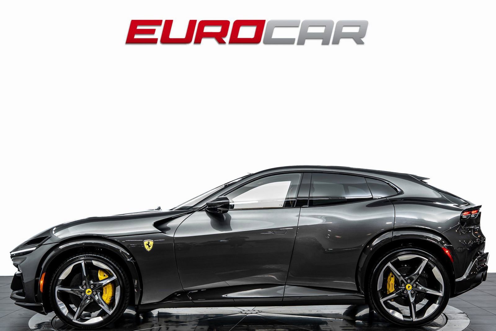 Used 2025 Ferrari Purosangue AWD/4WD image 2