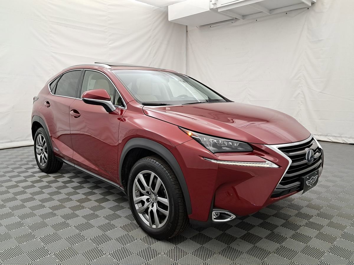 Used 2016 Lexus NX 300h AWD w/ Luxury Package image 4