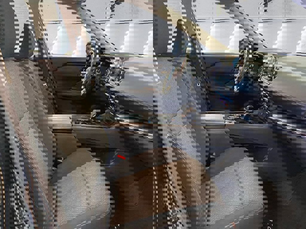 Used 2024 Nissan Rogue SV image 12