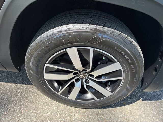 Used 2023 Volkswagen Atlas SE image 16