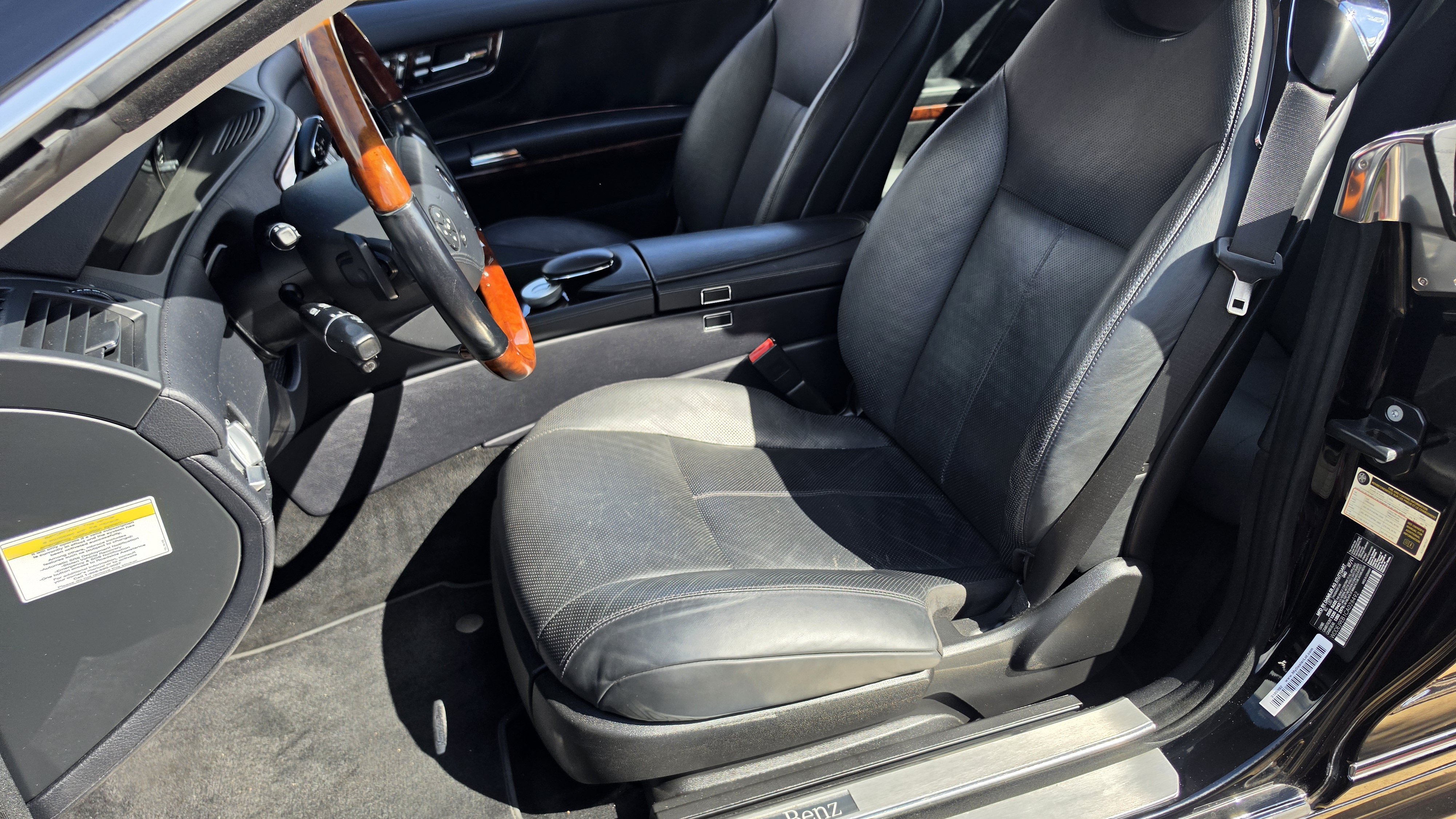 Used 2012 Mercedes-Benz CL 550 4MATIC w/ Sport Pkg image 23