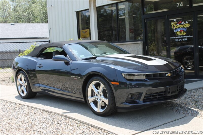 Used 2014 Chevrolet Camaro SS w/ RS Package RWD image 18