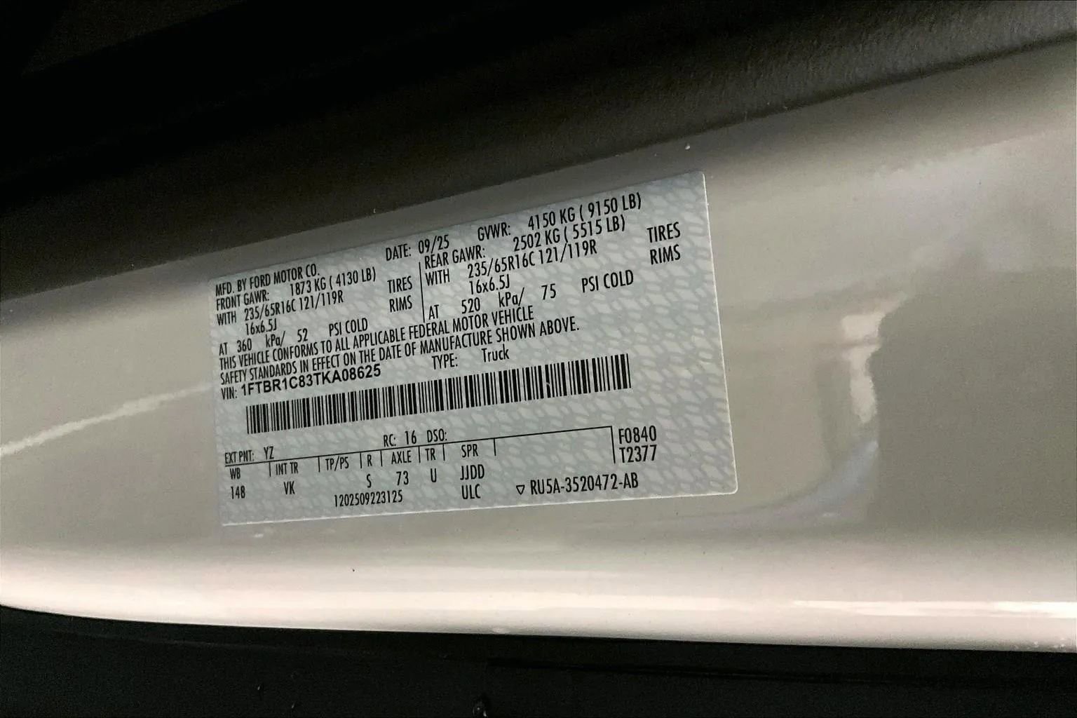 New 2026 Ford Transit 250 148 Medium Roof image 32