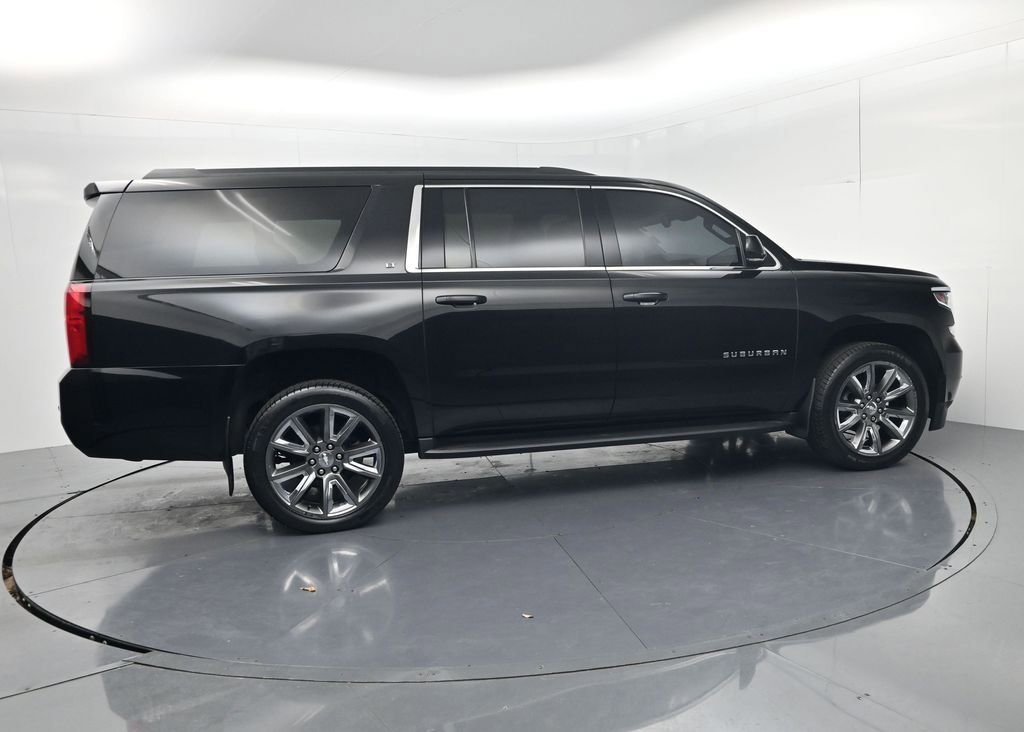 Used 2019 Chevrolet Suburban LT AWD/4WD image 8