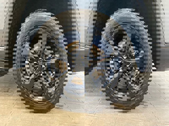 Used 2023 Jeep Grand Cherokee L Limited w/ Black Appearance Package image 27