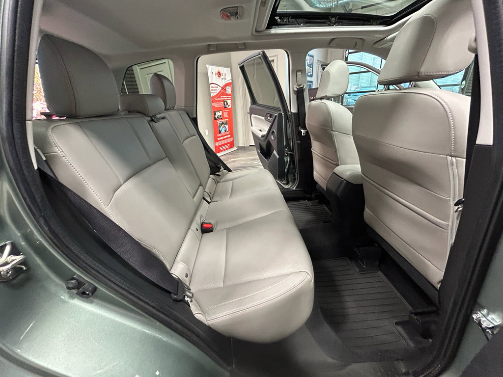 Used 2017 Subaru Forester 2.5i Limited AWD/4WD image 46