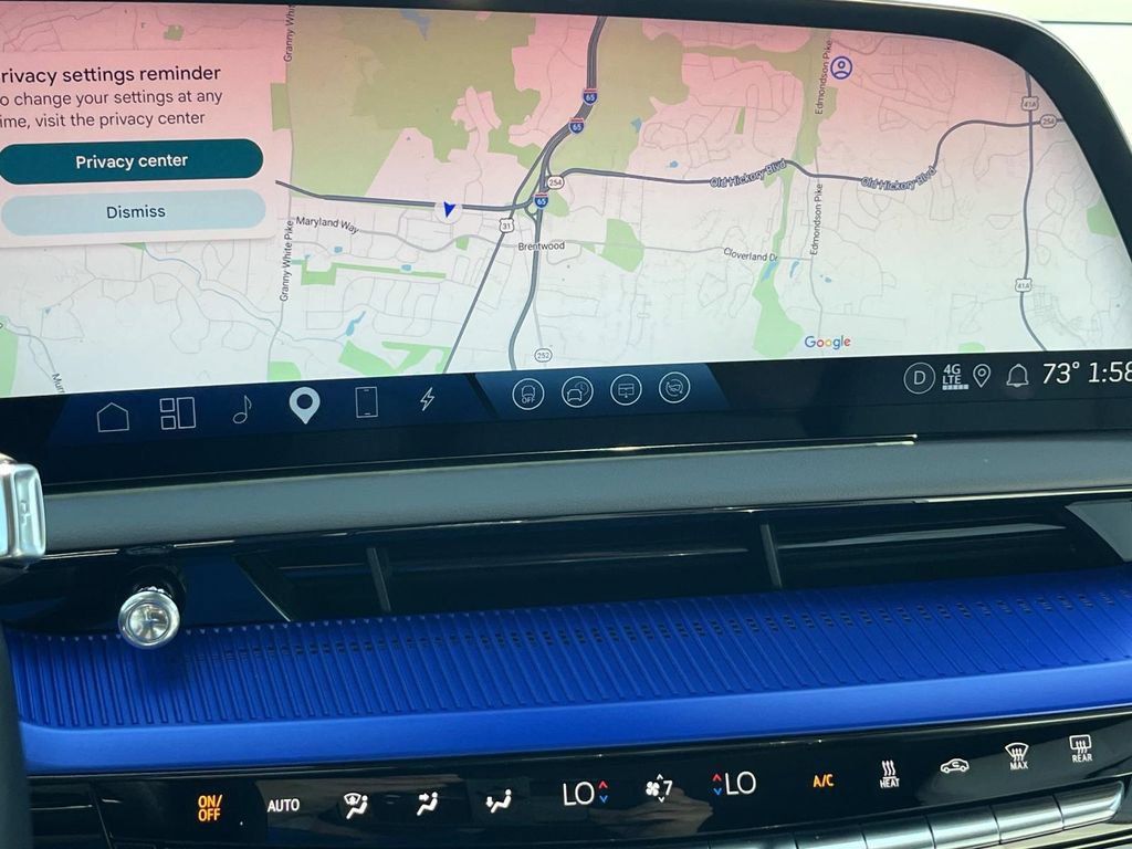 Used 2025 Cadillac Optiq Sport 1 image 31