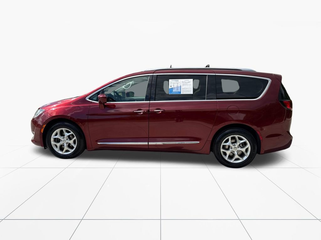 Used 2020 Chrysler Pacifica Touring-L Plus w/ Tire & Wheel Group image 5