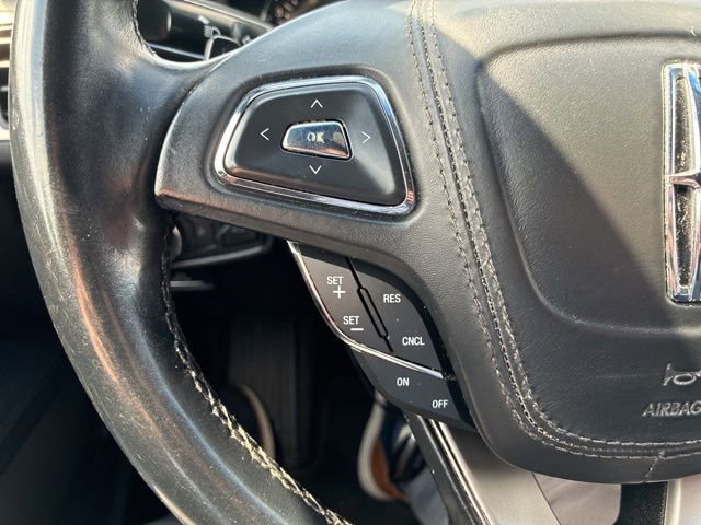 Used 2017 Lincoln MKZ Premiere FWD image 23