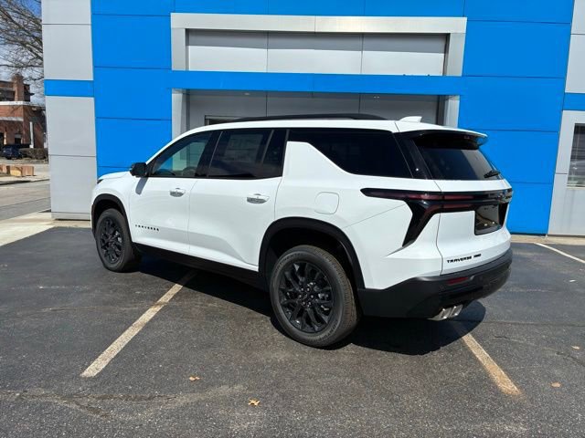 New 2026 Chevrolet Traverse LT w/ Midnight/Sport Edition AWD/4WD image 4
