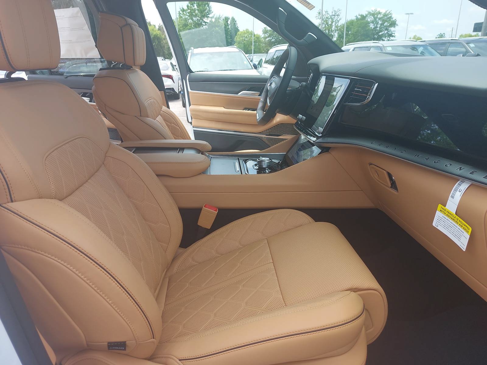 New 2026 Jeep Grand Wagoneer L Summit AWD/4WD image 10