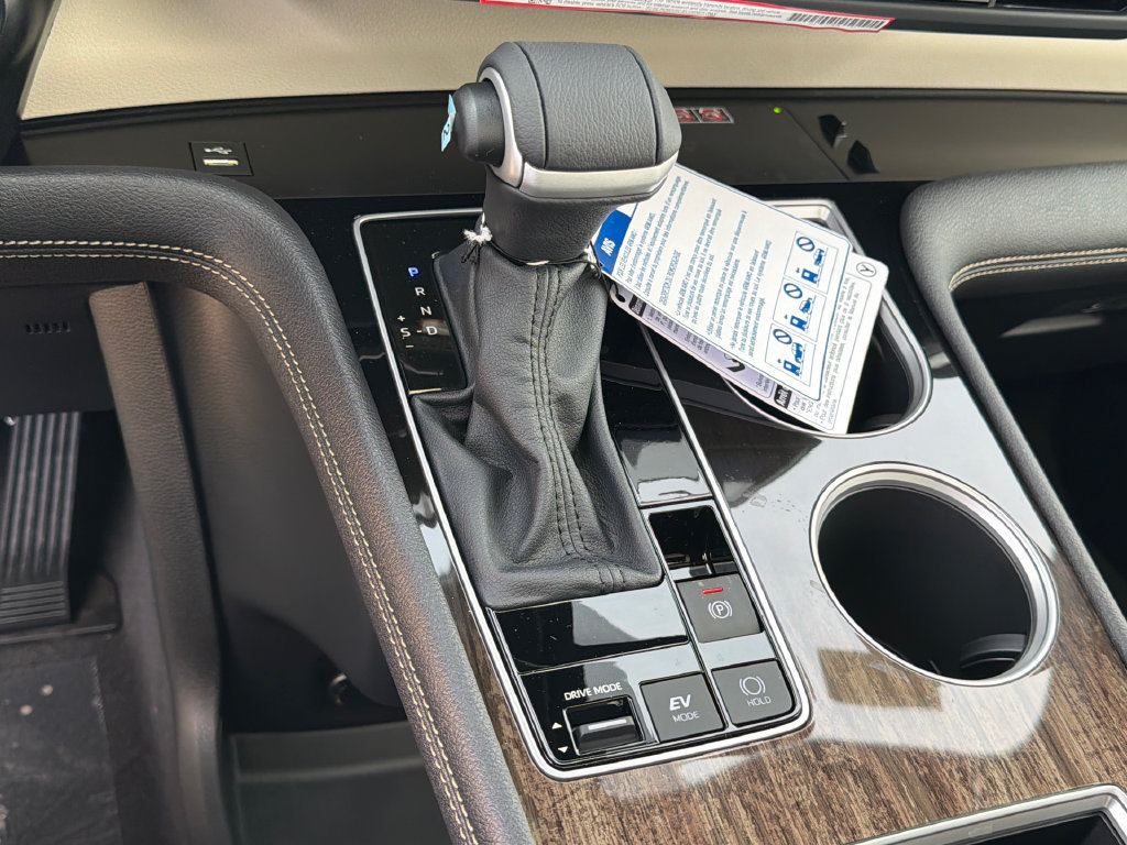 New 2026 Toyota Sienna Platinum AWD/4WD image 29