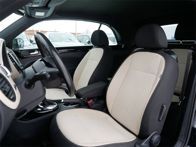 Used 2019 Volkswagen Beetle 2.0T SE image 15