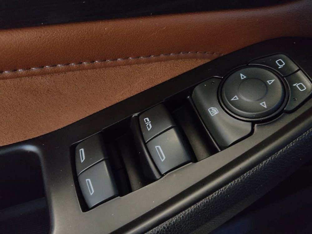 Used 2018 Chevrolet Traverse High Country w/ LPO, Floor Liner Package AWD/4WD image 27