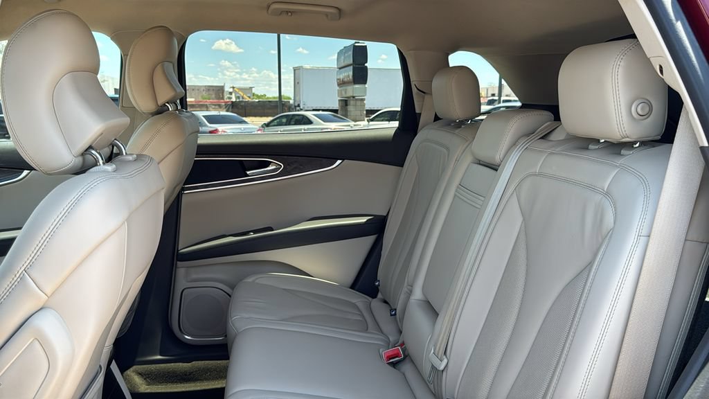 Used 2019 Lincoln Nautilus Select FWD image 22
