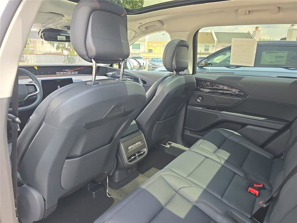 New 2026 Lincoln Nautilus Premier w/ Equipment Group 102A AWD/4WD image 10