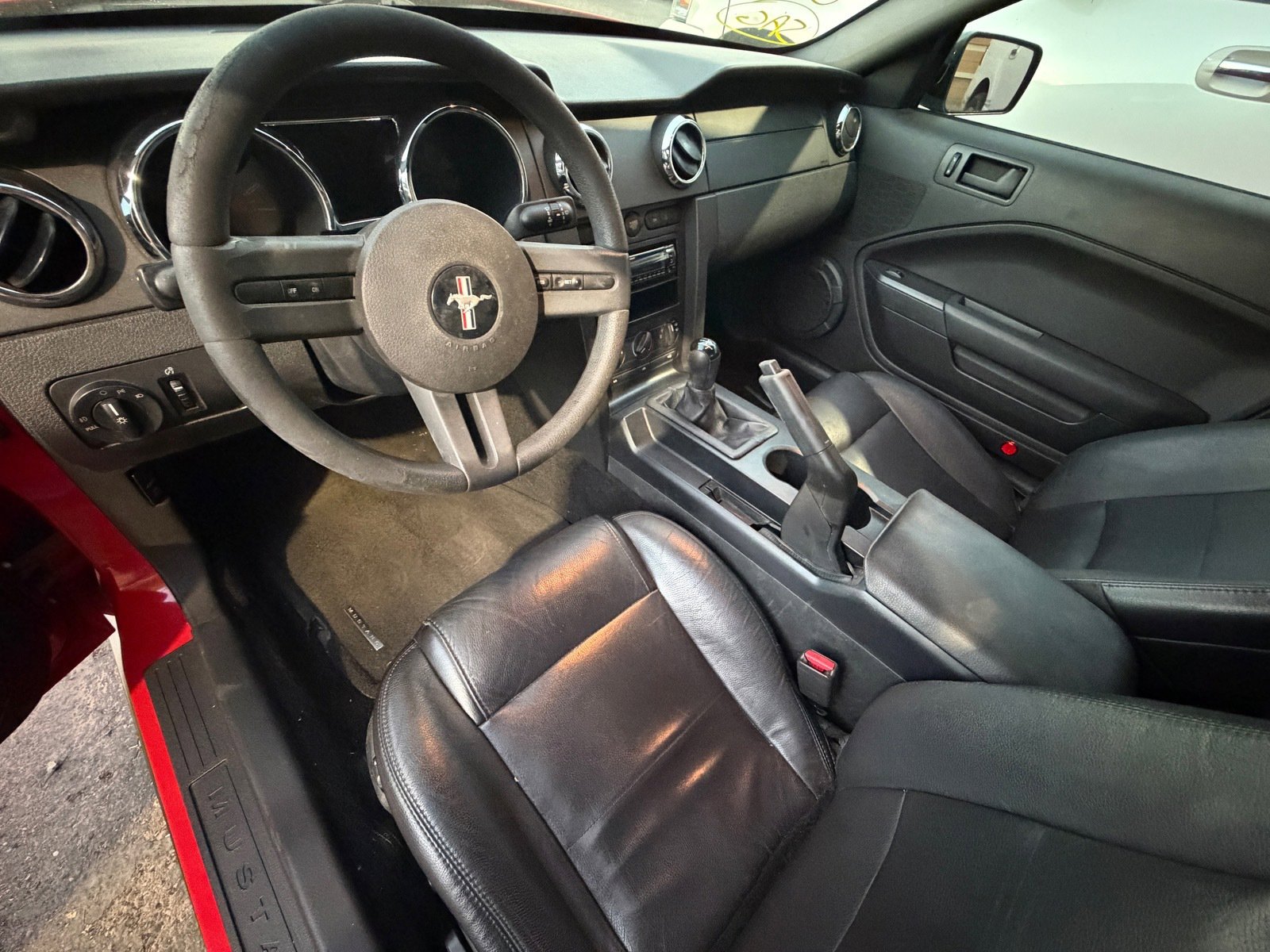 Used 2006 Ford Mustang Coupe image 7