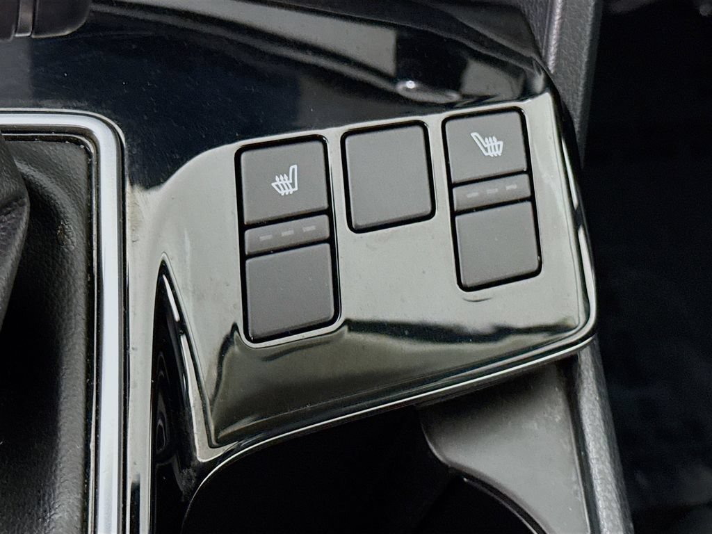 Certified 2024 Kia Sportage EX AWD/4WD image 12