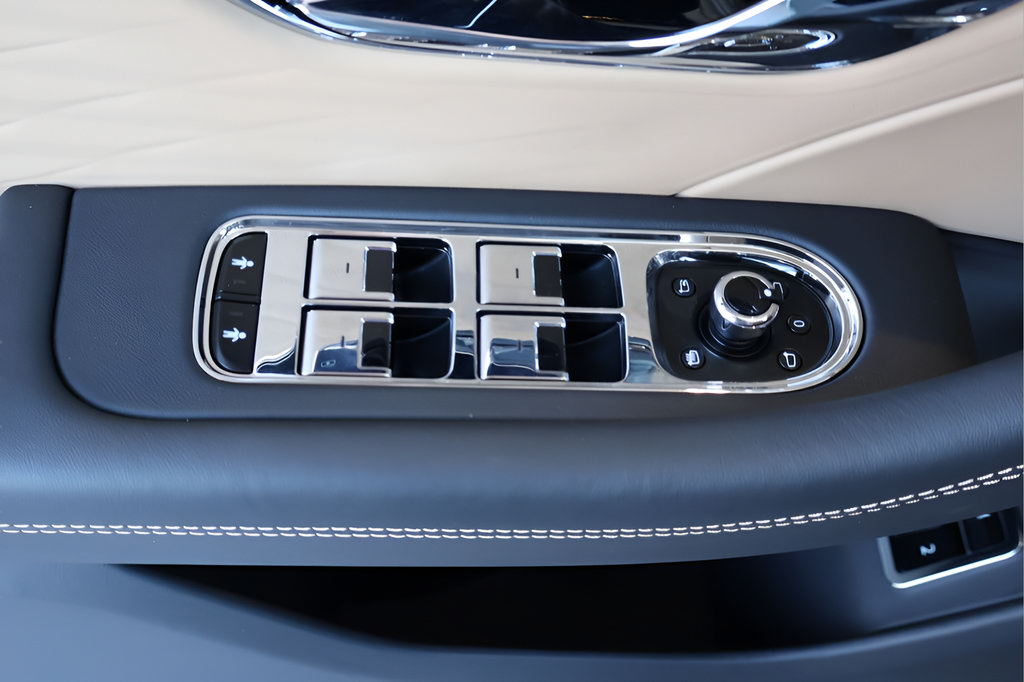 New 2026 Bentley Flying Spur Plug-In Hybrid AWD/4WD image 13