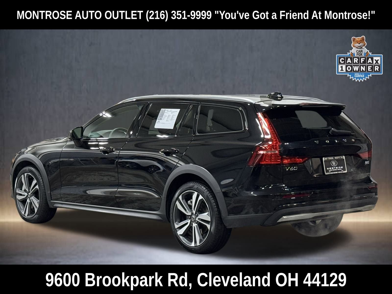 Used 2025 Volvo V60 B5 Cross Country Plus image 6