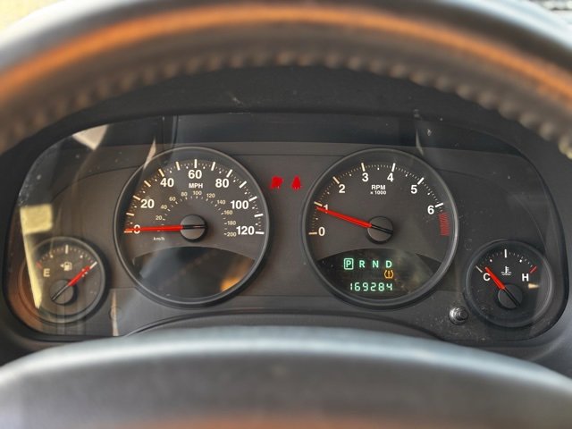 Used 2010 Jeep Compass Sport image 7