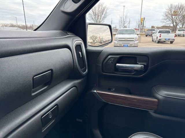 Used 2021 Chevrolet Silverado 1500 High Country w/ Safety Package II image 13