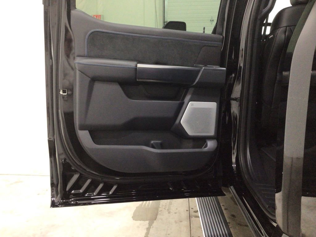 New 2026 Ford F250 Platinum image 22