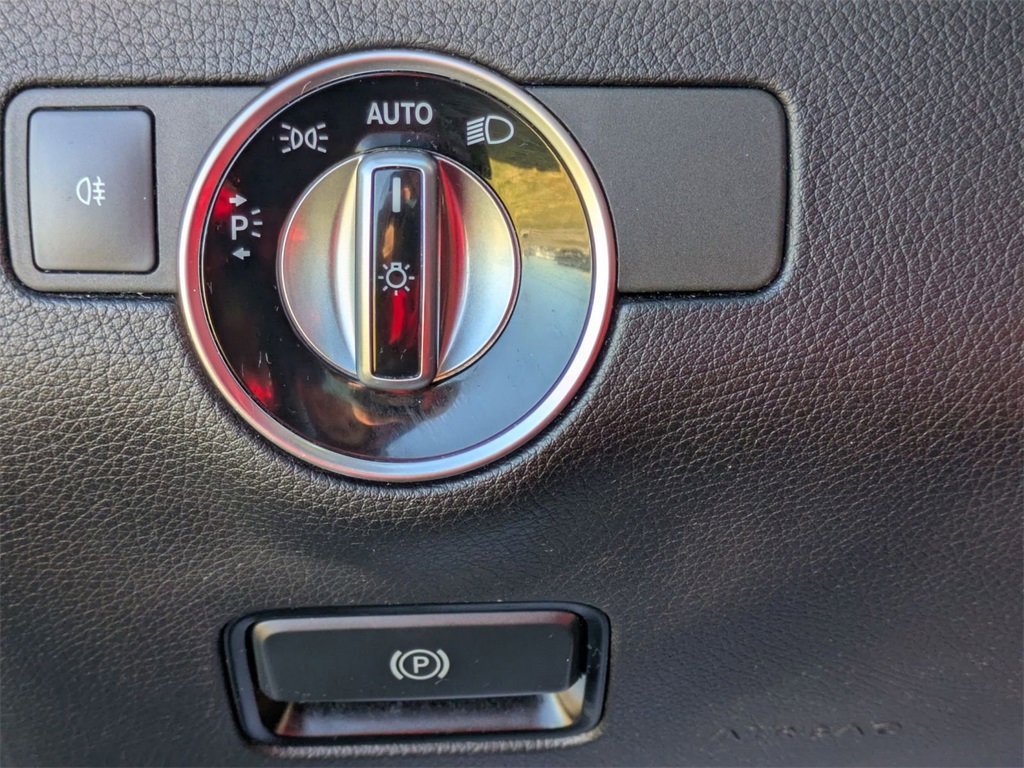 Used 2018 Mercedes-Benz GLE 350 4MATIC image 16