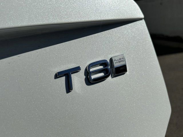 New 2025 Volvo XC90 T8 Plus w/ Protection Package Premier image 8