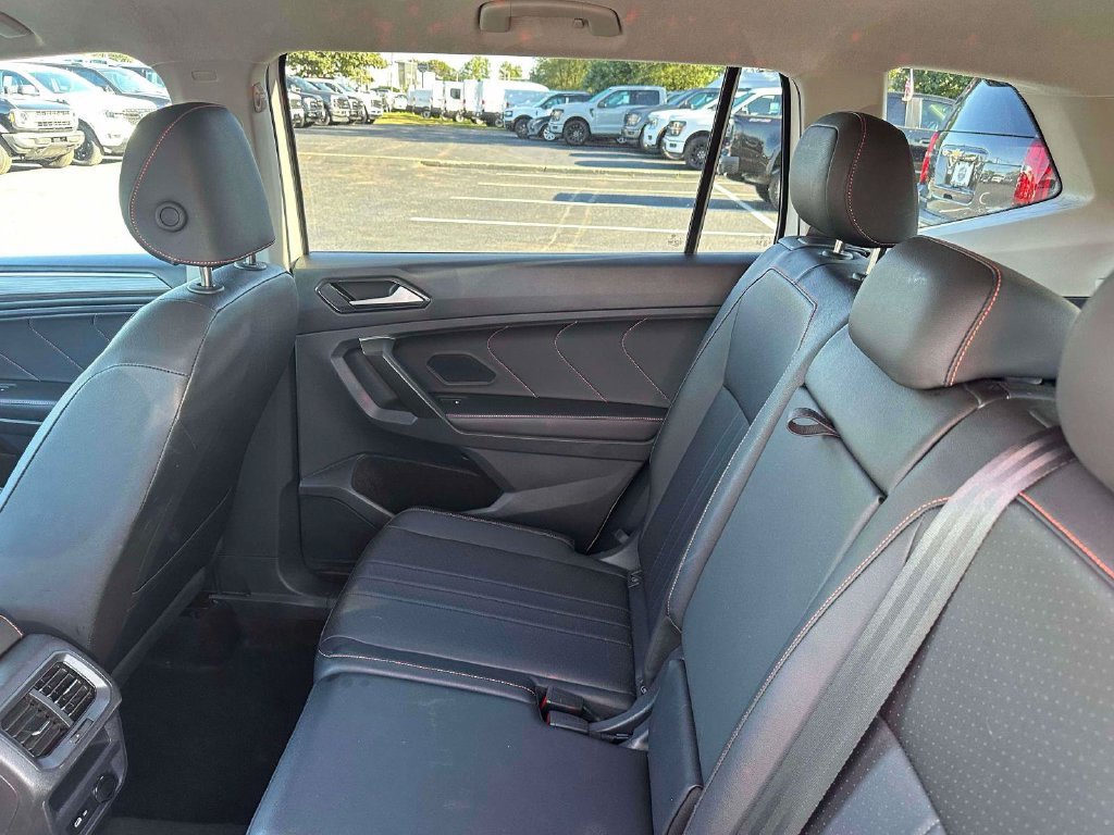 Used 2024 Volkswagen Tiguan Wolfsburg Edition FWD image 10