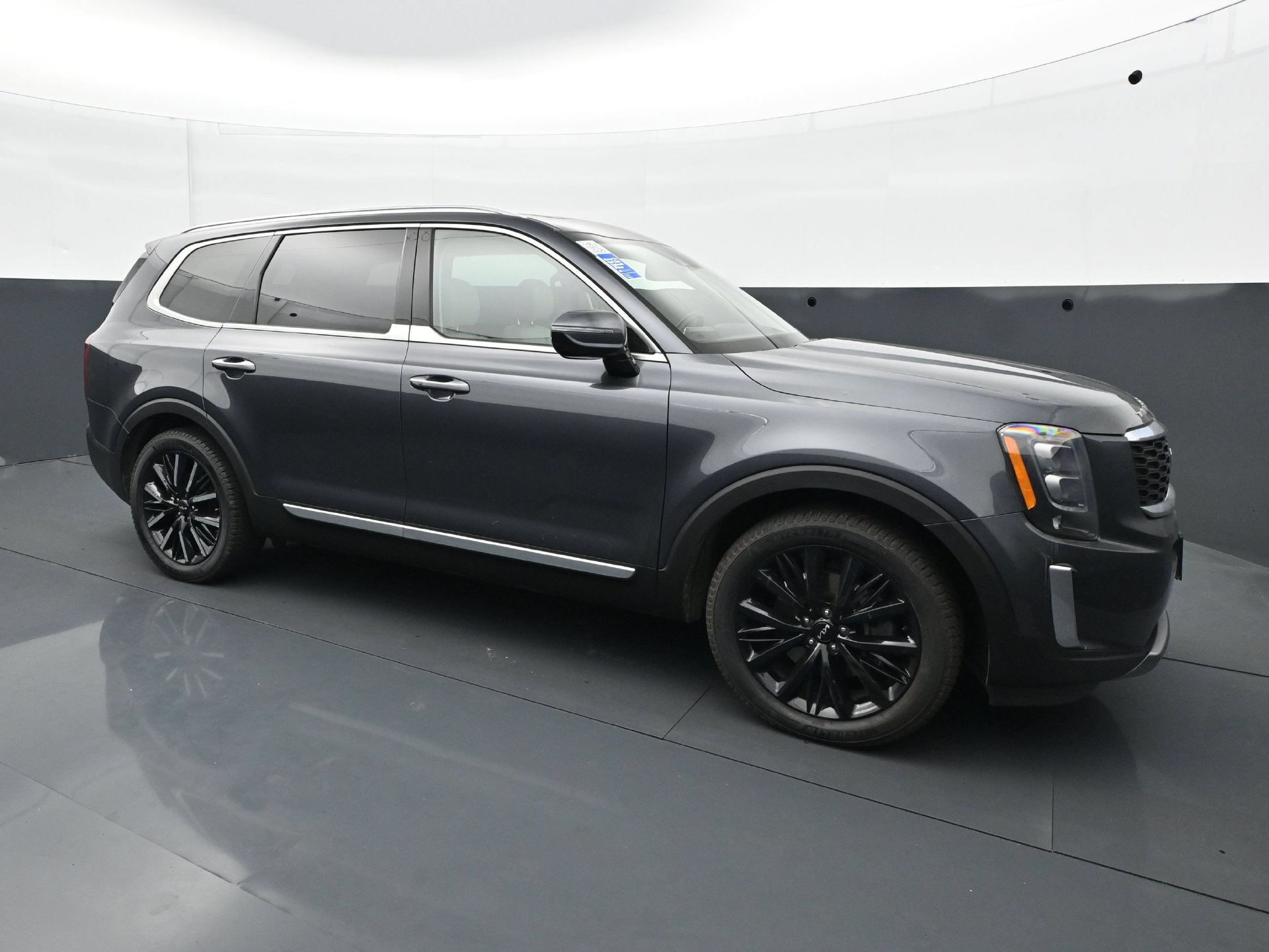 Used 2022 Kia Telluride SX w/ SX Prestige Package AWD/4WD image 9