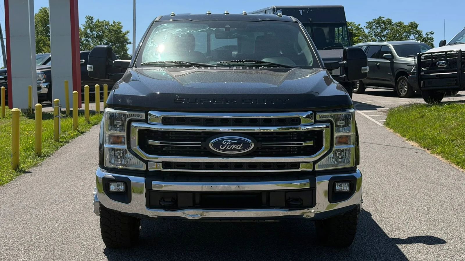 Used 2020 Ford F350 Lariat w/ Lariat Value Package AWD/4WD image 5