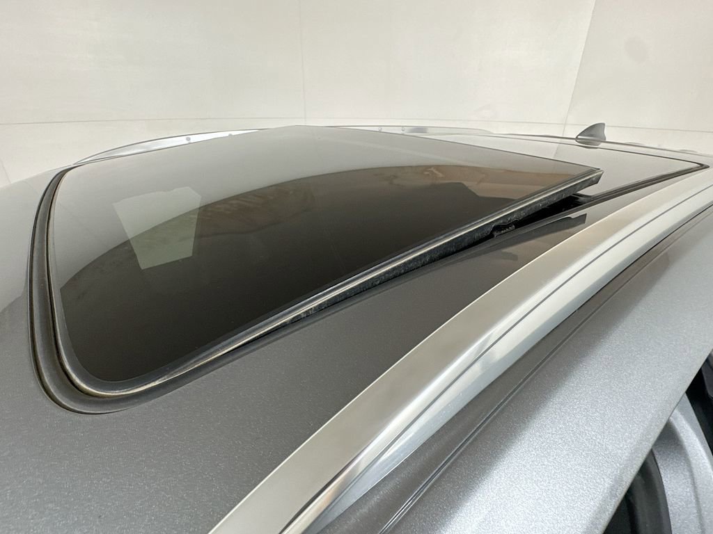 Certified 2025 Cadillac XT5 Premium Luxury image 21