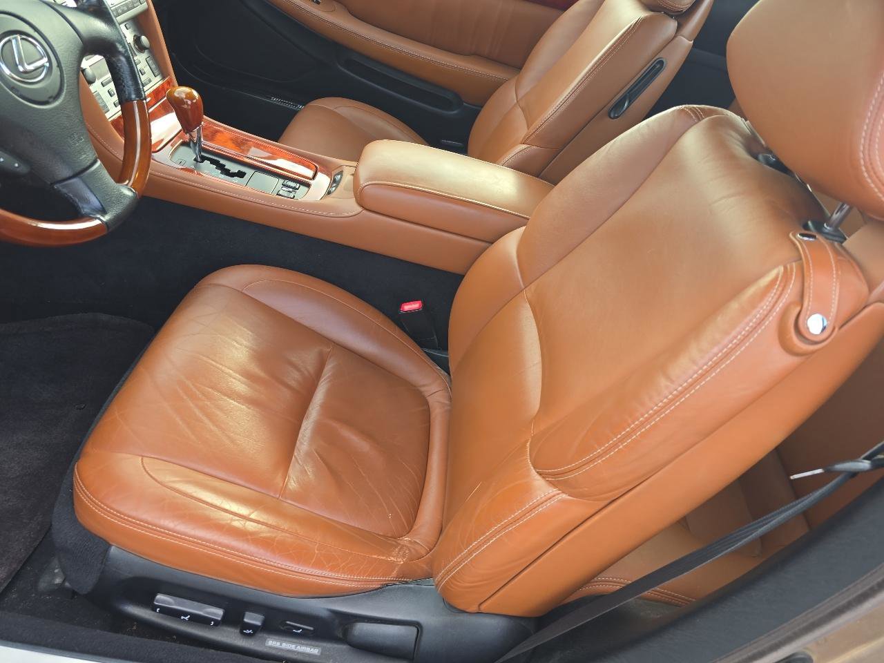 Used 2005 Lexus SC 430 Convertible image 12