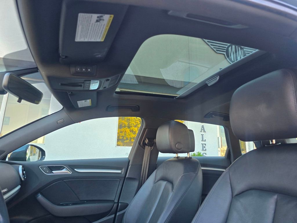 Used 2017 Audi A3 e-tron Premium FWD image 25
