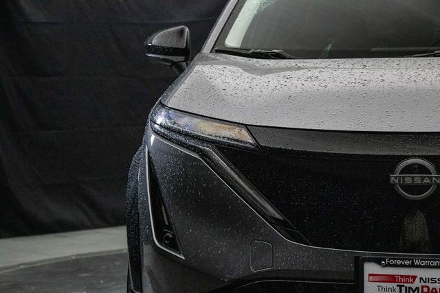 Used 2025 Nissan Ariya AWD image 5