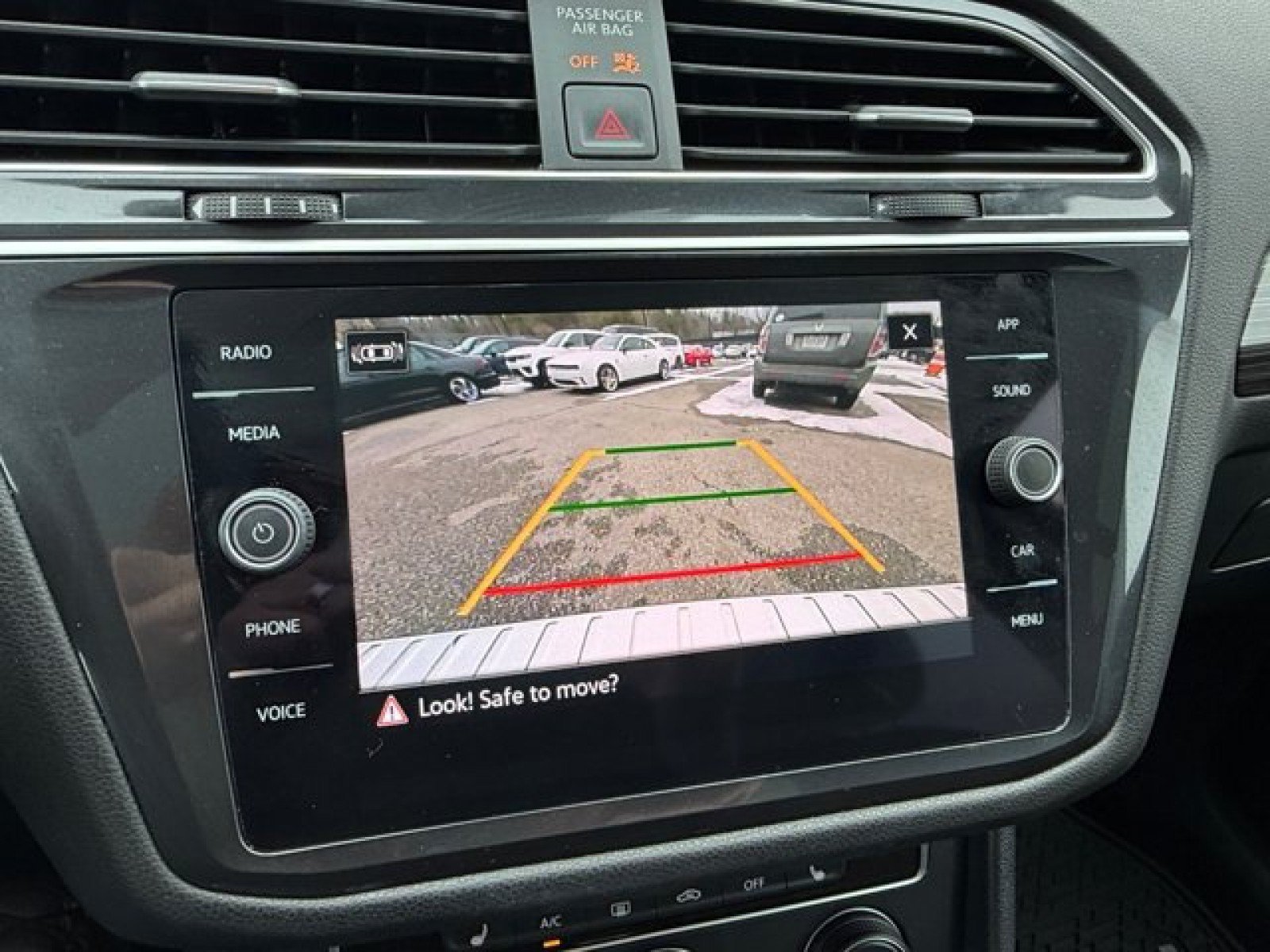 Used 2024 Volkswagen Tiguan Wolfsburg Edition FWD image 17