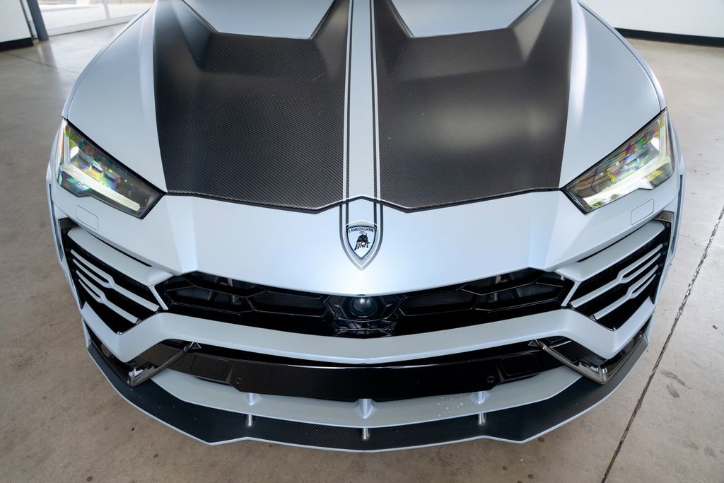 Used 2022 Lamborghini Urus image 16