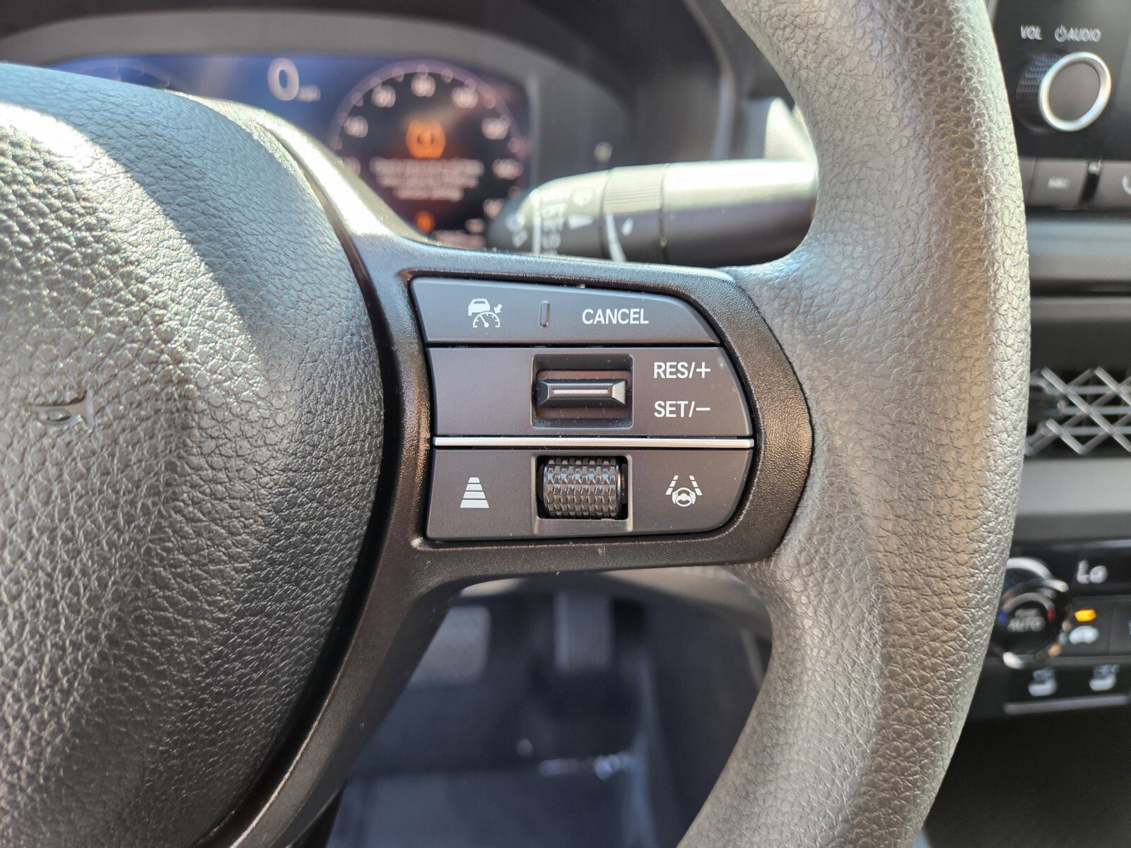 Used 2023 Honda Accord LX image 24