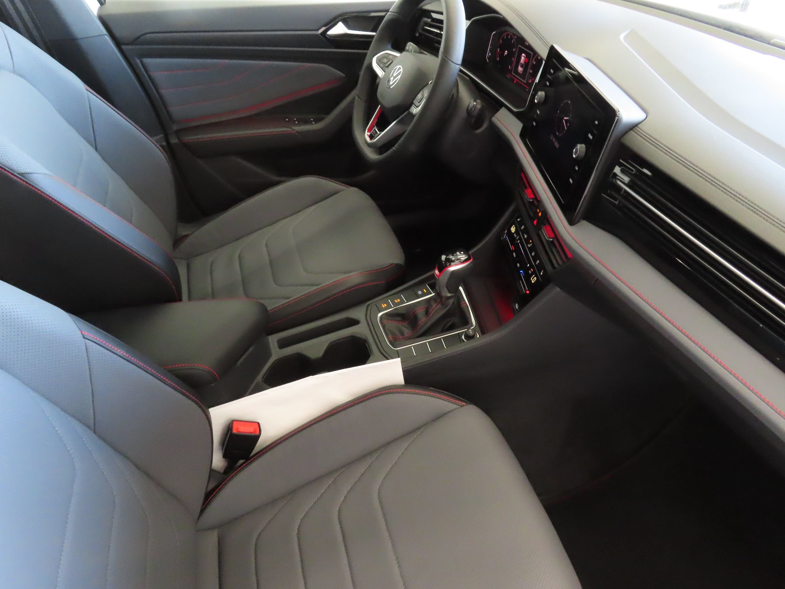 New 2026 Volkswagen Jetta GLI Autobahn FWD image 25