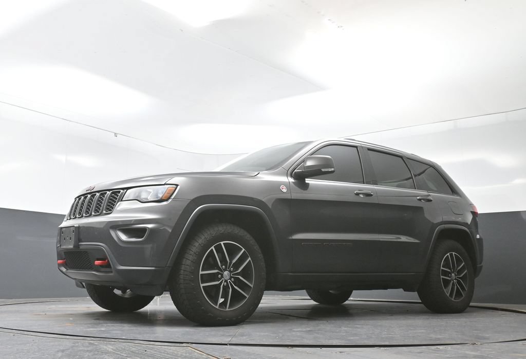 Used 2017 Jeep Grand Cherokee Trailhawk AWD/4WD image 29