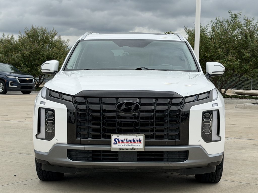 Used 2023 Hyundai Palisade Limited FWD image 7